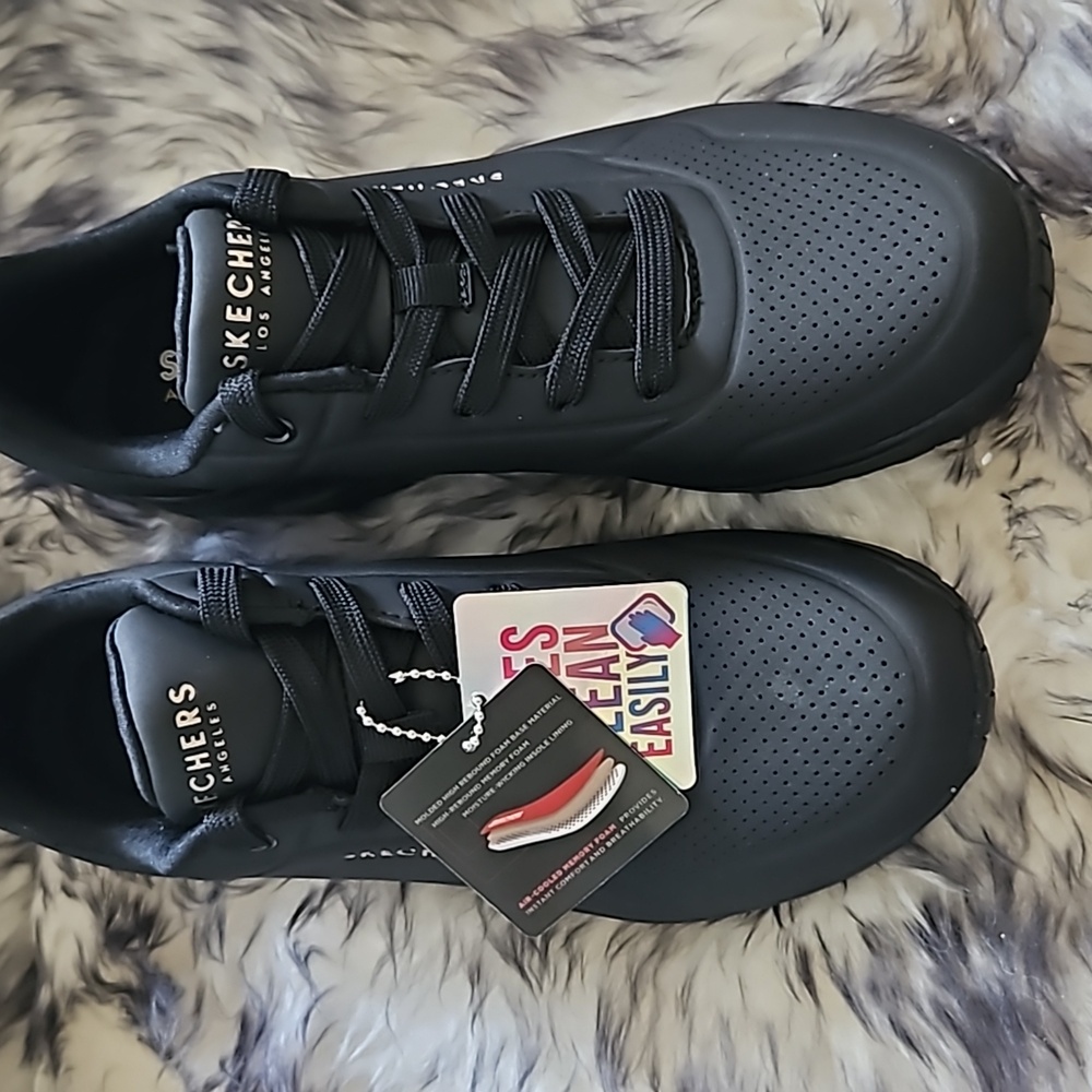 Skechers Womens Size 9 Uno Stand on Air Black Sneakers